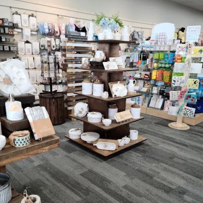 Holly's Hallmark Shop