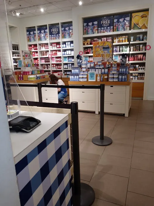 Bath & Body Works 1