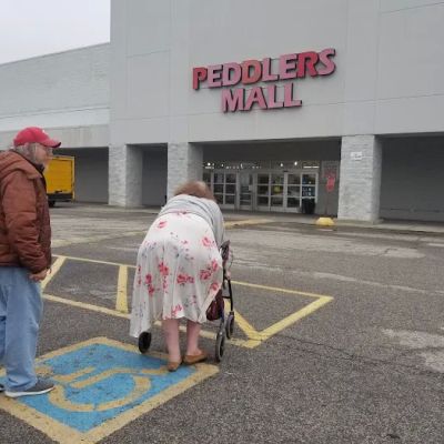 Clarksville Peddlers Mall