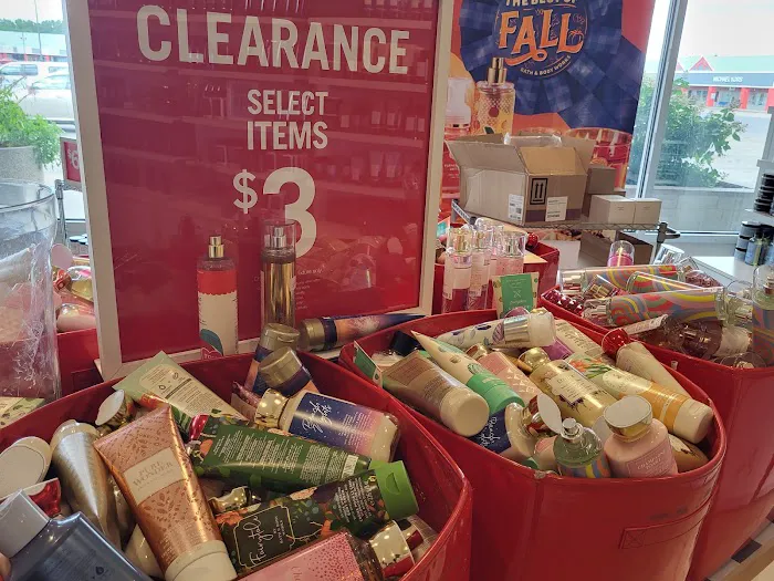 Bath & Body Works 4