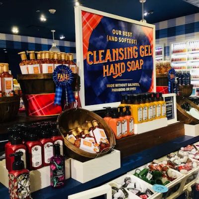 Bath & Body Works