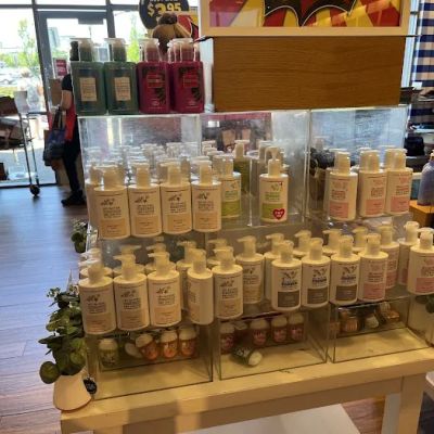 Bath & Body Works