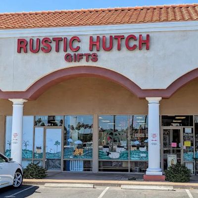 The Rustic Hutch