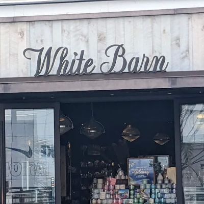 The White Barn Candle Co.
