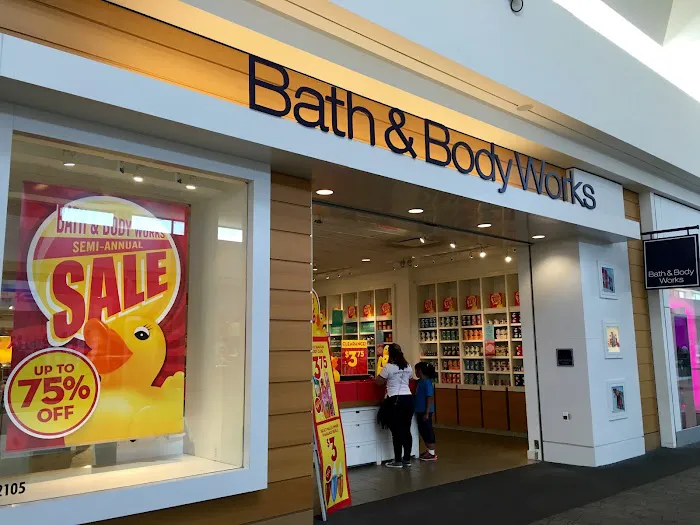 Bath & Body Works 2