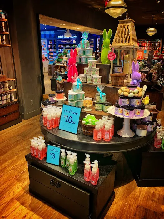 Bath & Body Works 8