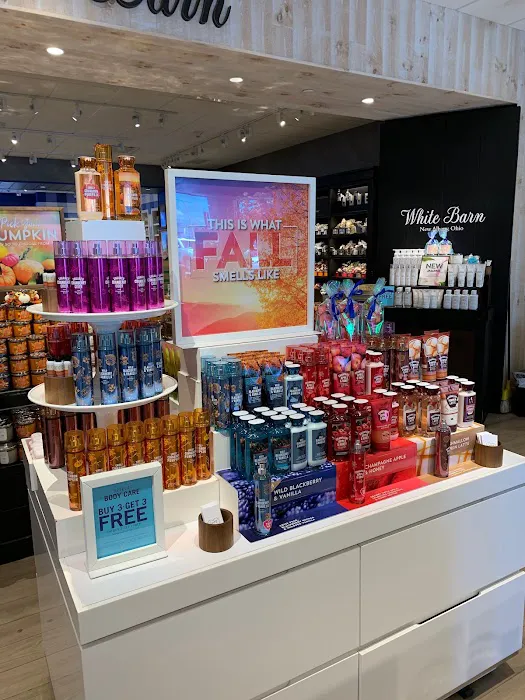 Bath & Body Works 4