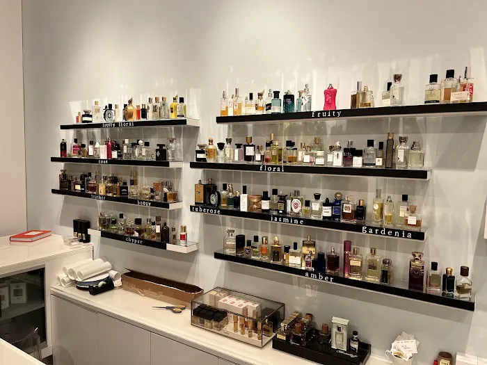 Scent Bar Hollywood 5