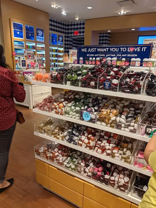 Bath & Body Works 6