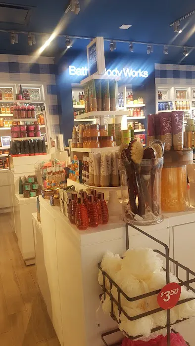 Bath & Body Works 6