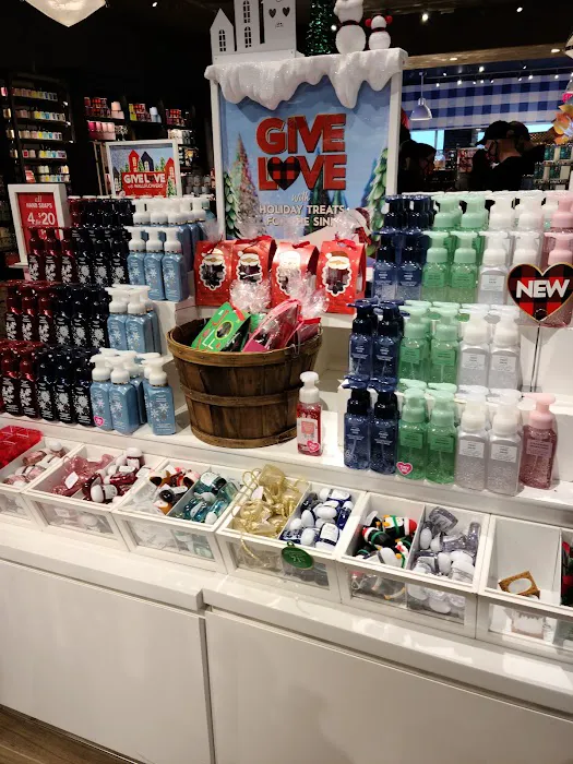 Bath & Body Works 7