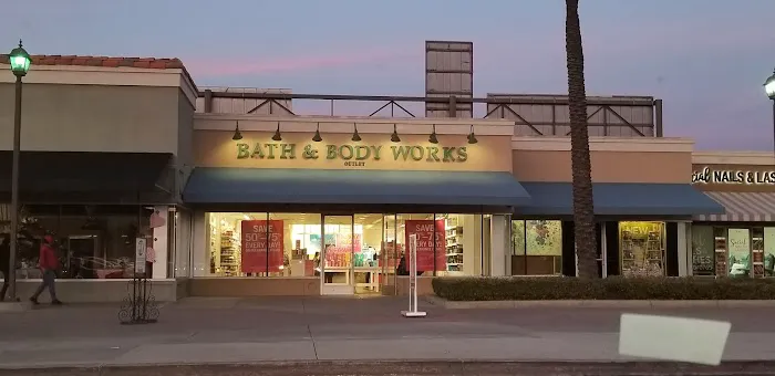 Bath & Body Works 1