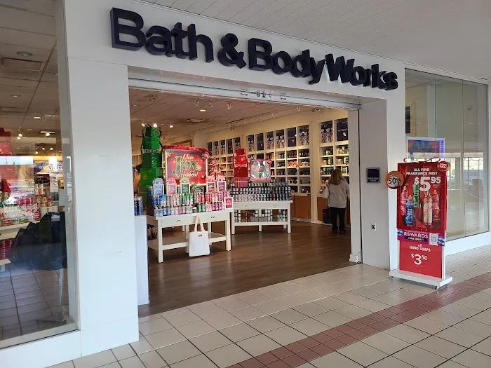 Bath & Body Works 6