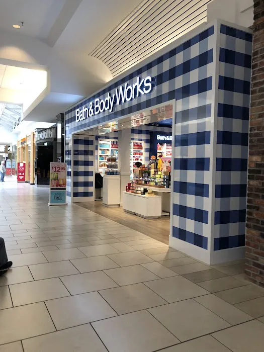 Bath & Body Works 2