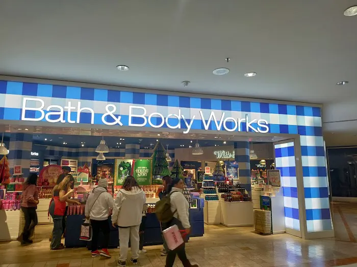 Bath & Body Works 8