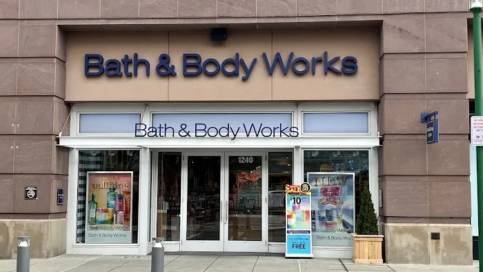 Bath & Body Works 1