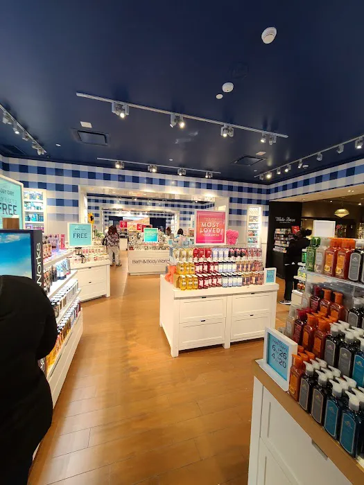 Bath & Body Works 9