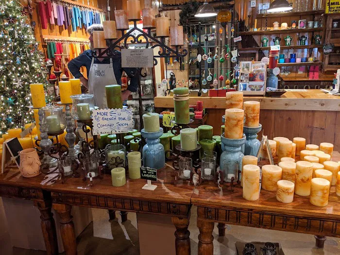 Cave Creek Candles & Gifts 3