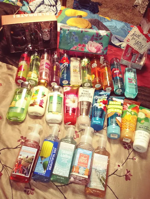 Bath & Body Works 1