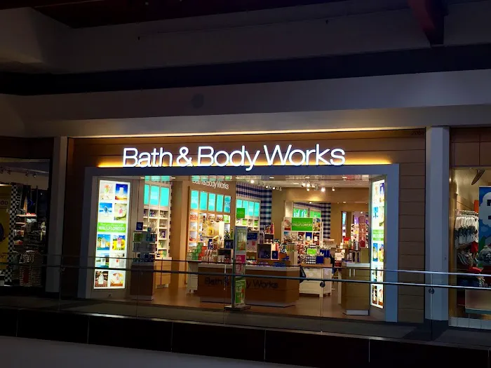 Bath & Body Works 1