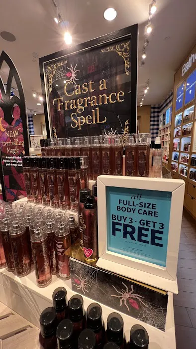 Bath & Body Works 4