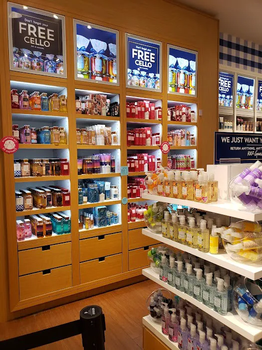 Bath & Body Works 9