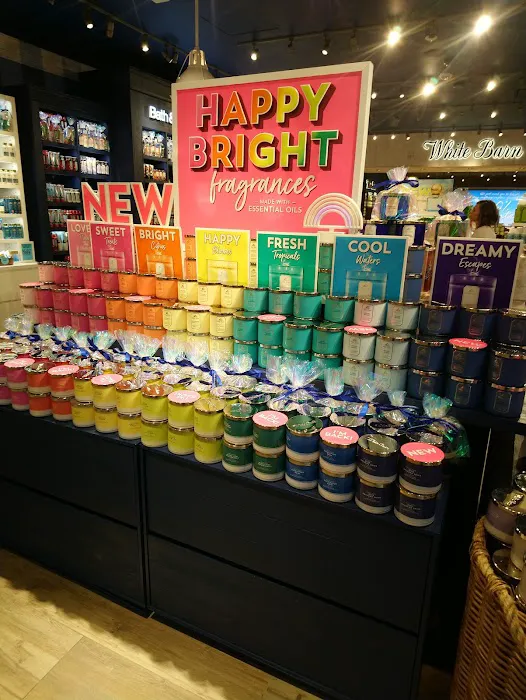 Bath & Body Works 1