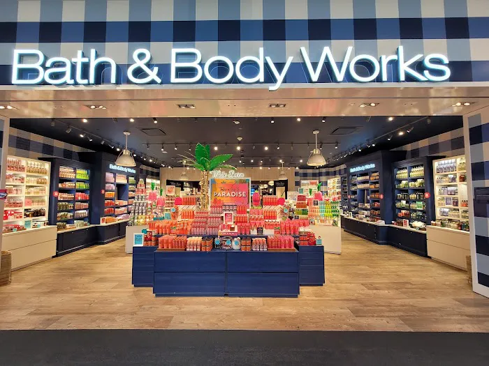 Bath & Body Works 1