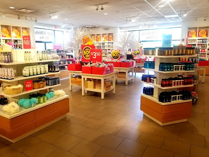 Bath & Body Works 4