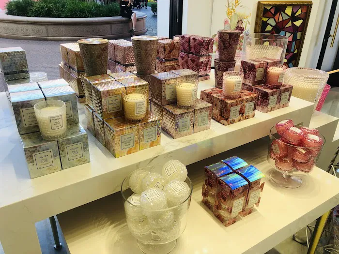 VOLUSPA Store at Fashion Island 4