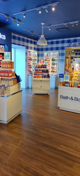 Bath & Body Works 4