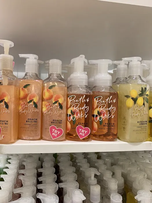 Bath & Body Works 1