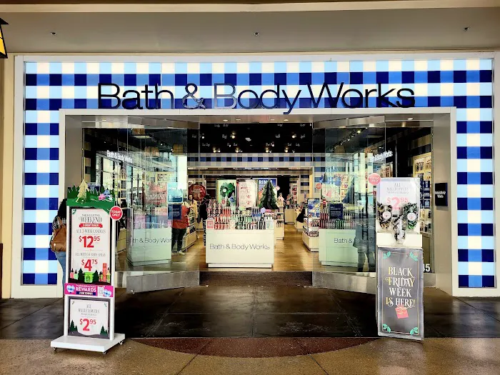 Bath & Body Works 1