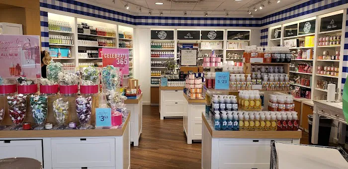 Bath & Body Works 1