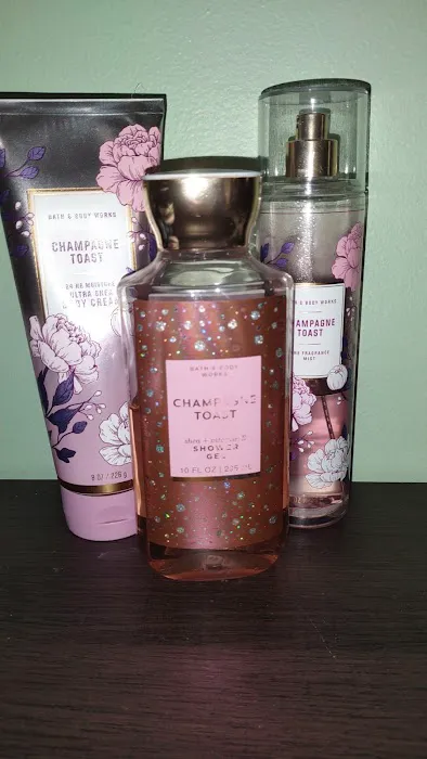 Bath & Body Works 2