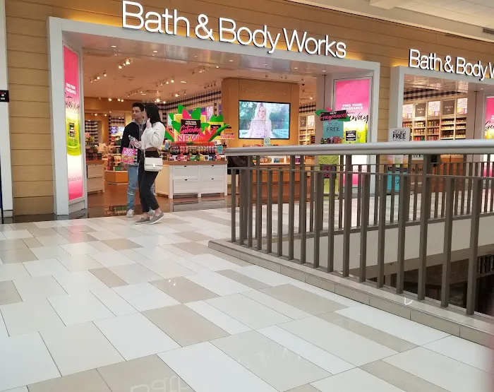 Bath & Body Works 9