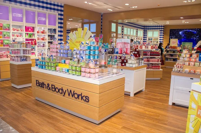 Bath & Body Works 2