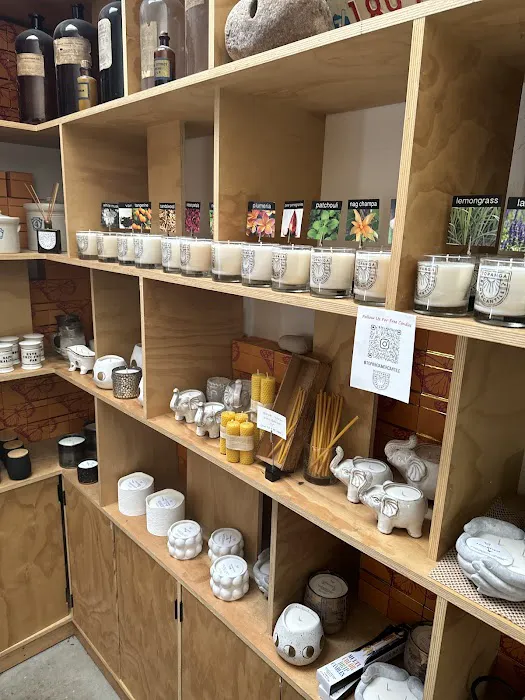 Topanga Candle Company / Mercantile -- Make Your Own Candle! 2