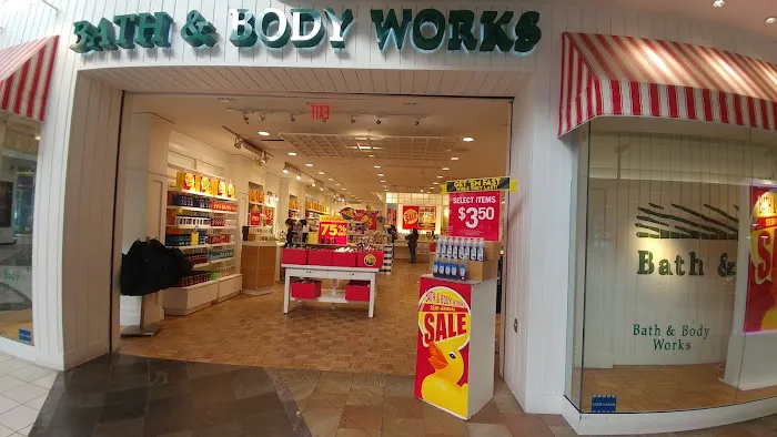 Bath & Body Works 2