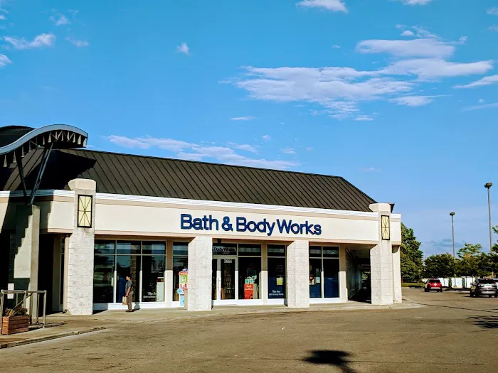 Bath & Body Works 1