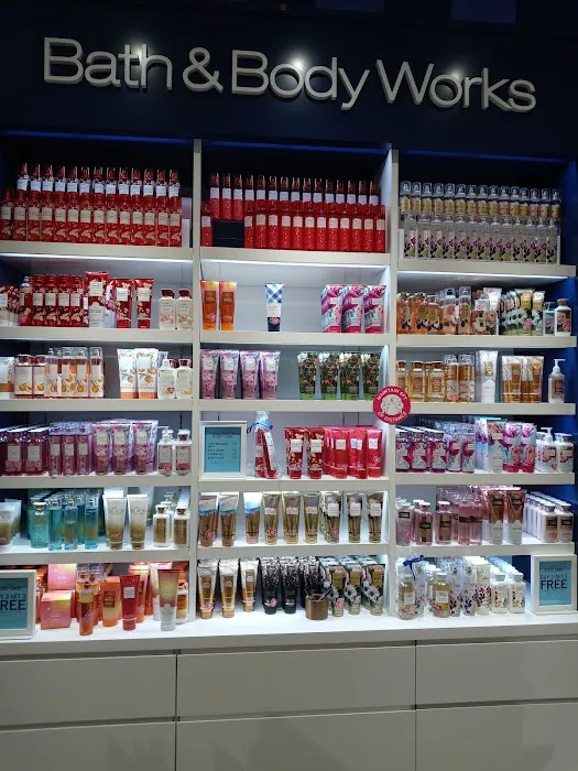 Bath & Body Works 6