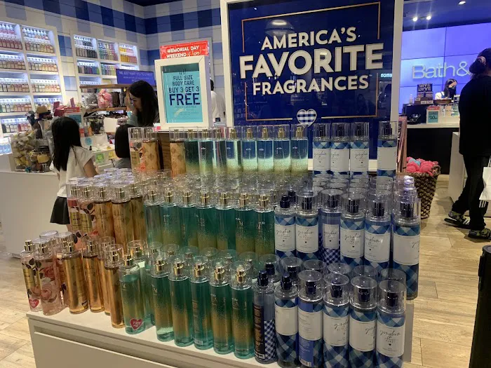 Bath & Body Works 8