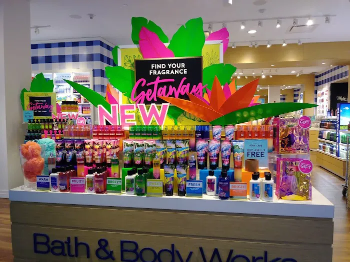 Bath & Body Works 2