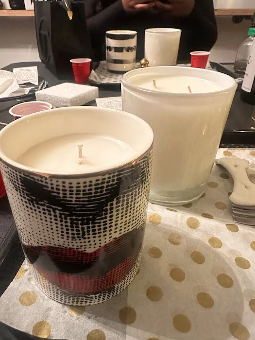 LuvOnFire Candle Company 0