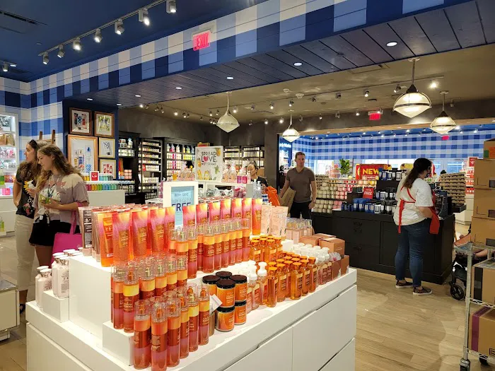 Bath & Body Works 8