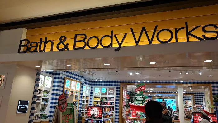 Bath & Body Works 8