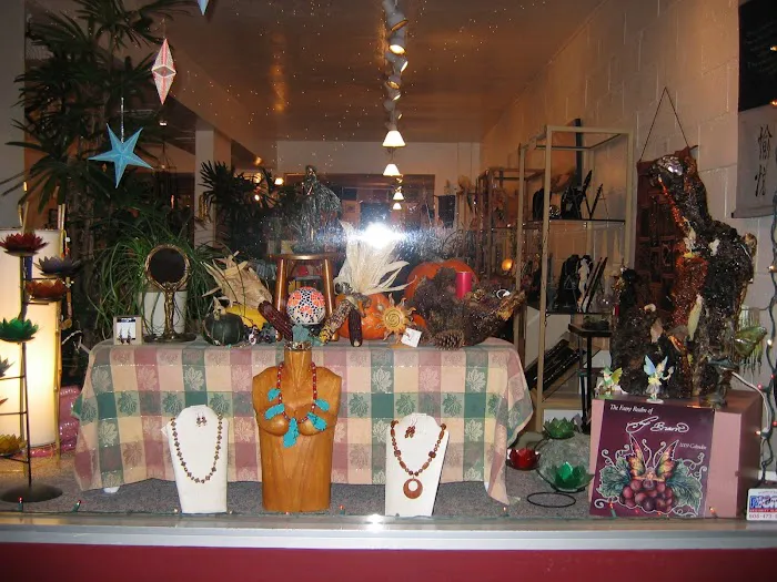 EarthTones Gifts, Gallery & Center for Healing 6