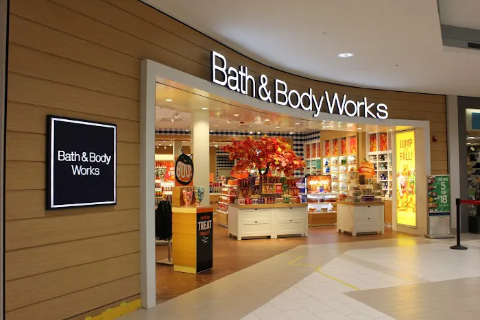 Bath & Body Works 1