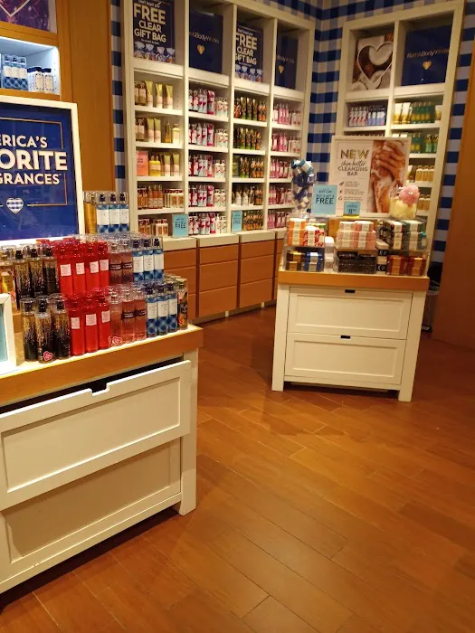 Bath & Body Works 7