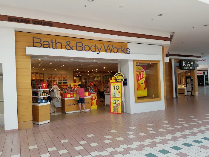 Bath & Body Works 2